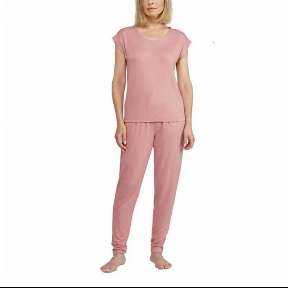 Badgley Mischka 2-piece Lounge Set